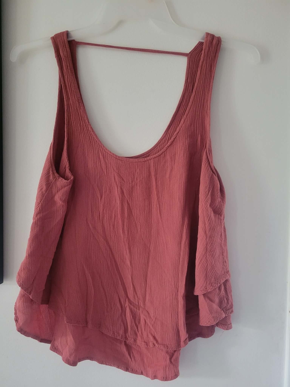 Women’s Sleeveless Scoop Neck Ruffle Tank Top — Dusty Rose